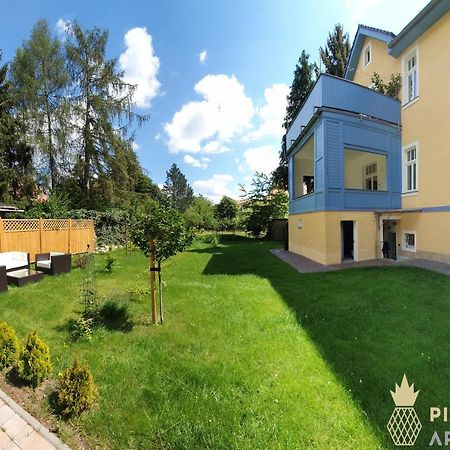 Pineapple Apartments Dresdner Heide Mit Garten Dresda Esterno foto