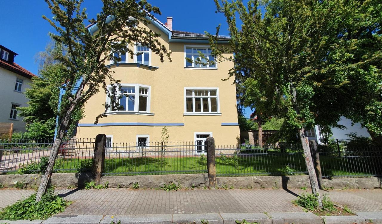 Pineapple Apartments Dresdner Heide Mit Garten Dresda Esterno foto